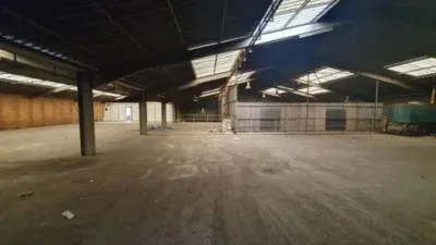 Nave industrial en alquiler en Calle Carr. de La Estacion, 3, La Fresneda-Bobes - Valbona-Viella (Siero) de 7.000 €<span>/mes</span>