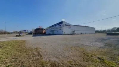 Nave industrial en alquiler en Calle Carr. de La Estacion, 3, La Fresneda-Bobes - Valbona-Viella (Siero) de 7.000 €<span>/mes</span>