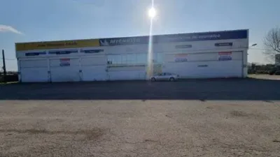 Nave industrial en alquiler en Calle Carr. de La Estacion, 3, La Fresneda-Bobes - Valbona-Viella (Siero) de 7.000 €<span>/mes</span>
