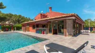 Chalet in Esporles photo 2