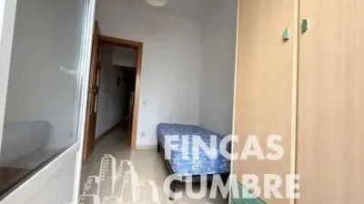 Apartment in El Guinardó photo 17