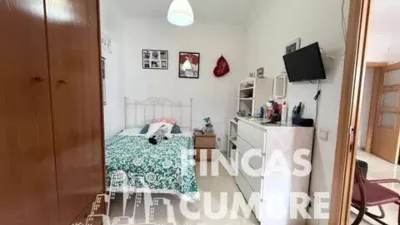 Apartment in El Guinardó photo 5