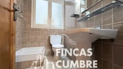 Apartment in El Guinardó photo 13