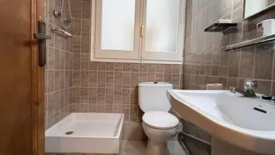 Apartment in El Guinardó photo 14