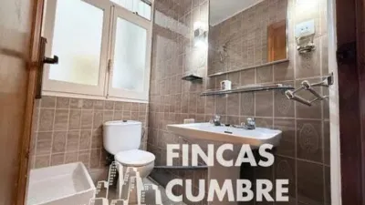 Apartment in El Guinardó photo 15