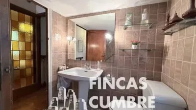 Apartment in El Guinardó photo 21