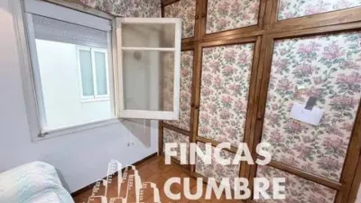 Apartment in El Guinardó photo 24