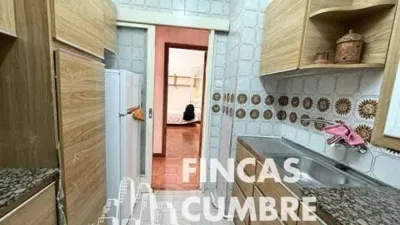 Apartment in El Guinardó photo 7