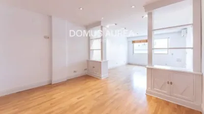Piso en alquiler en Recoletos - Imagen 2