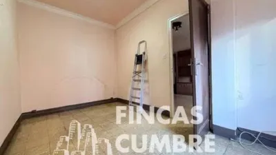 Apartment in El Guinardó photo 15