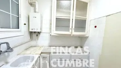 Apartment in El Guinardó photo 7