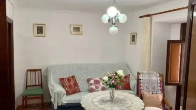 Casa adosada en venta en Calle Real - Más