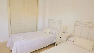 Ático en alquiler en Núcleo, Núcleo (San Roque) de 2.400 €<span>/mes</span>