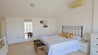 Ático en alquiler en Núcleo, Núcleo (San Roque) de 2.400 €<span>/mes</span>