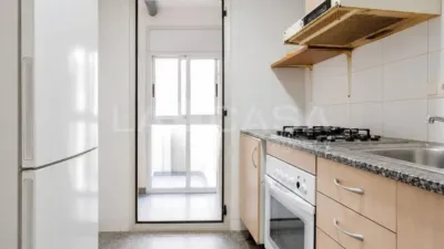 Apartment in La Verneda-La Pau photo 9