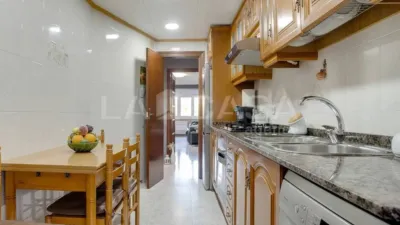 Apartment in La Verneda-La Pau photo 10