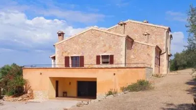 Rustic House on Carrer Puntiró photo 14