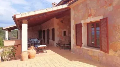 Rustic House on Carrer Puntiró photo 17