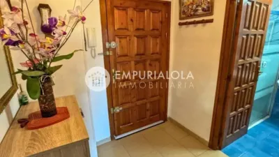 Piso en venta en Carrer de Francesc Alegre, Port Esportiu-Canyelles-Puig Rom (Roses) de 140.000 €