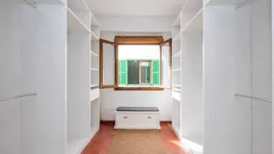Apartment on Carrer del Bisbe Maura photo 19