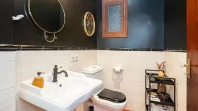 Apartment on Carrer del Bisbe Maura photo 22