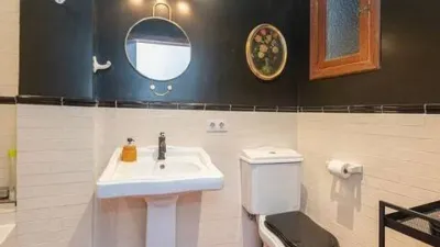 Apartment on Carrer del Bisbe Maura photo 23