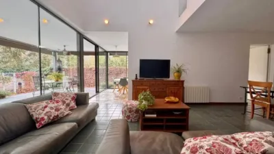 Chalet on Carrer del President Companys photo 7