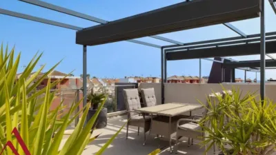 Ático en venta en Calle de Gladiolo, El Mojón (Pilar de la Horadada) de 315.000 €