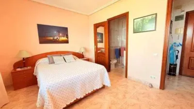 Apartment at Carrer del Condestable Zaragoza, 10 photo 3