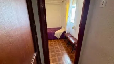 Piso en alquiler en Benicalap - Imagen 3