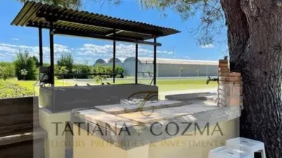 Chalet en alquiler en Guadassuar, Guadassuar de 6.000 €<span>/mes</span>