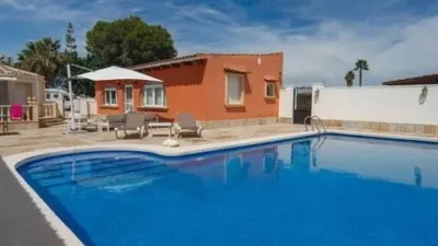 Chalet in Formentera del Segura photo 12