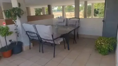 Apartment in Yebes photo 2