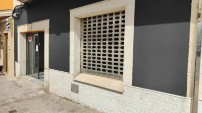 Local comercial en alquiler en Calle de Santa Marta, cerca de Calle de Villafranca - Más