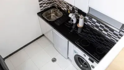 Estudio en alquiler en Calle de Manuel Fernández y González - Imagen 11