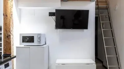 Estudio en alquiler en Calle de Manuel Fernández y González - Imagen 4