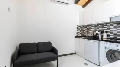 Estudio en alquiler en Calle de Manuel Fernández y González - Imagen 9