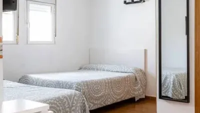 Estudio en alquiler en Calle de Manuel Fernández y González - Imagen 3