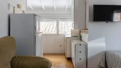 Estudio en alquiler en Calle de Manuel Fernández y González - Imagen 8