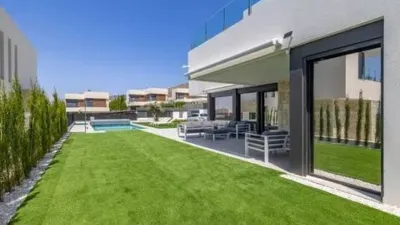 Chalet en Urbanización Golf Bahía photo 20