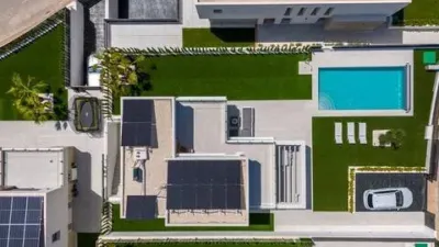 Chalet en Urbanización Golf Bahía photo 24