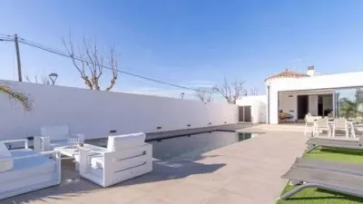 Chalet en venta en Carrer de les Medes, cerca de Carrer de les Creus, Empuriabrava (Castelló d'Empúries) de 1.185.000 €