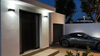 Chalet en venta en Carrer de les Medes, cerca de Carrer de les Creus, Empuriabrava (Castelló d'Empúries) de 1.185.000 €