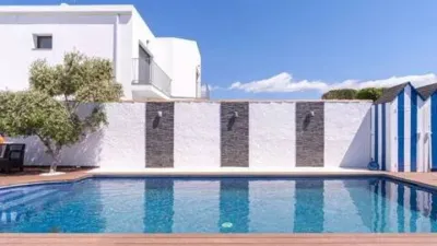 Chalet en venta en Carrer Norfeu, Empuriabrava (Castelló d'Empúries) de 889.000 €