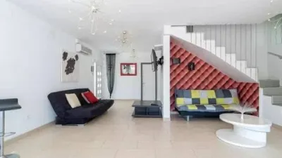 Chalet en venta en Carrer Norfeu, Empuriabrava (Castelló d'Empúries) de 889.000 €