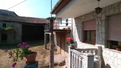 Rustic house in Pantón photo 3