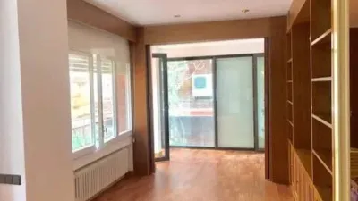 Piso en alquiler en Les Tres Torres - Imagen 2