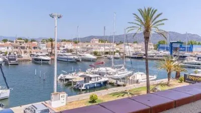 Piso en venta en Sector del Cavall de Mar, Castelló d'Empúries de 135.000 €