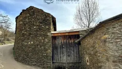 Rustic house in Ger photo 2