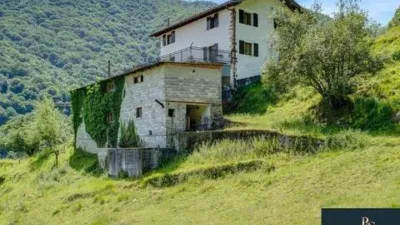 Rustic farmhouse in Oiz photo 11